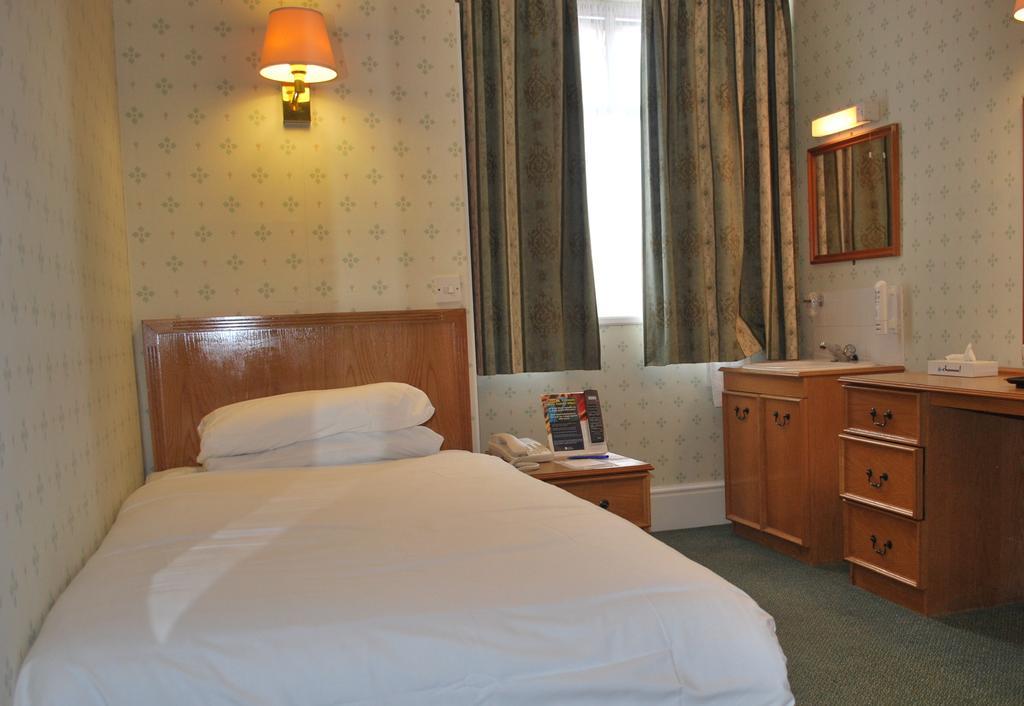 Best Western Cumberland Hotel Harrow Chambre photo